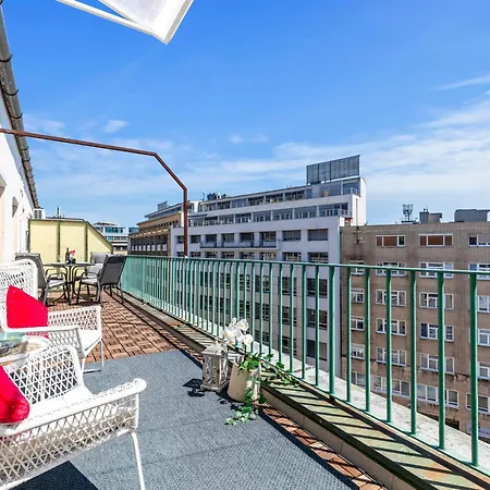 Heart Of The Center 2 By Zazi Appartement *